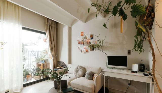 64公寓,拱形吊顶,餐厅打造阅读区,独居也能如此有仪式感