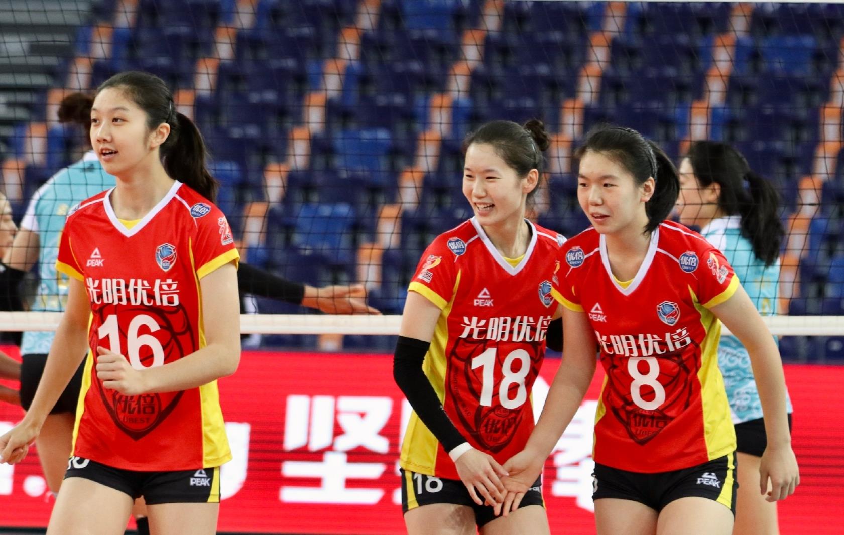 李盈莹|球迷建议李盈莹改打接应！三点理由表明这样不妥，王音迪应站出来