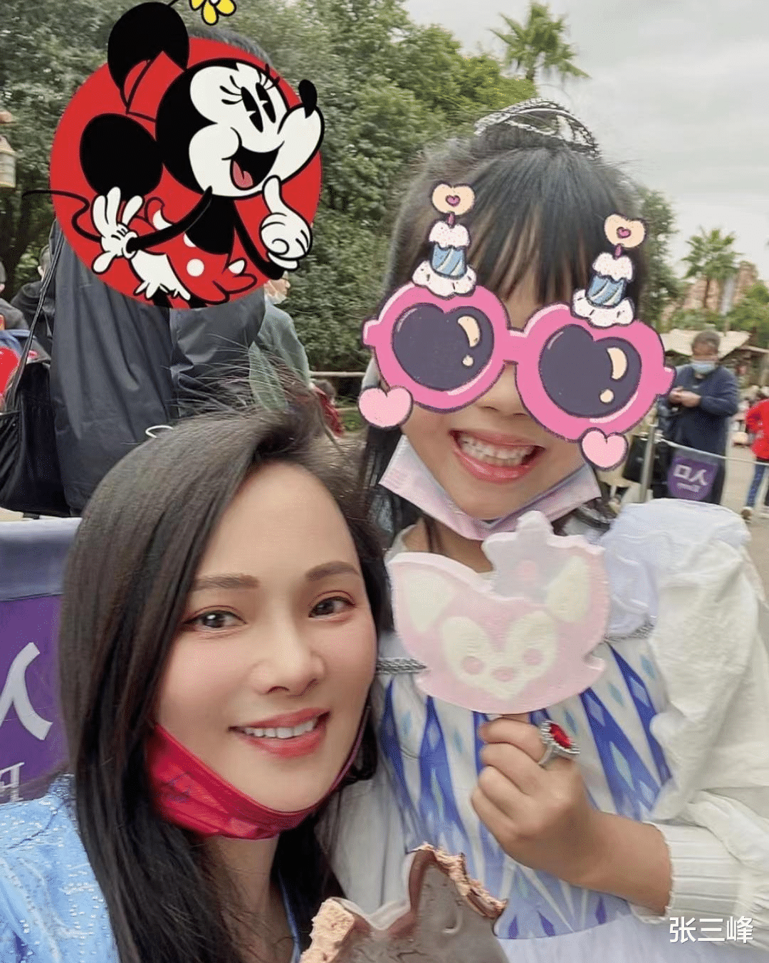 伊能静|伊能静晒与女儿合照,小米粒紧靠妈妈太幸福,身高颜值遗传爸爸