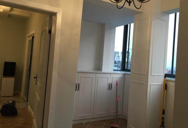 新房终于入住啦！从毛坯到完工，变化真的太大了，喜欢餐厅的设计