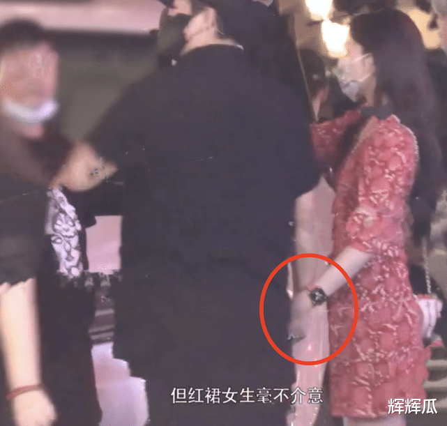 陈思诚|陈思诚新恋情曝光,对方年轻貌美不输佟丽娅