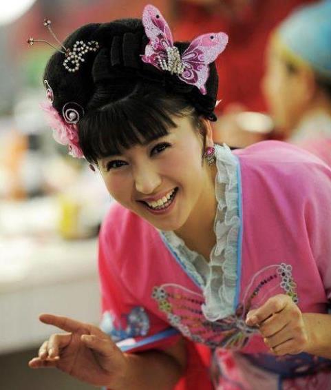 闫学晶|“隐藏”了48年，闫学晶的“亲妈”竟是她！原来也是个大腕