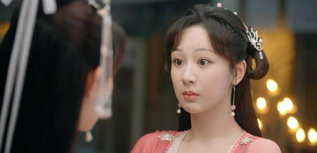 三里屯|杨紫和成毅，cp感无缘？