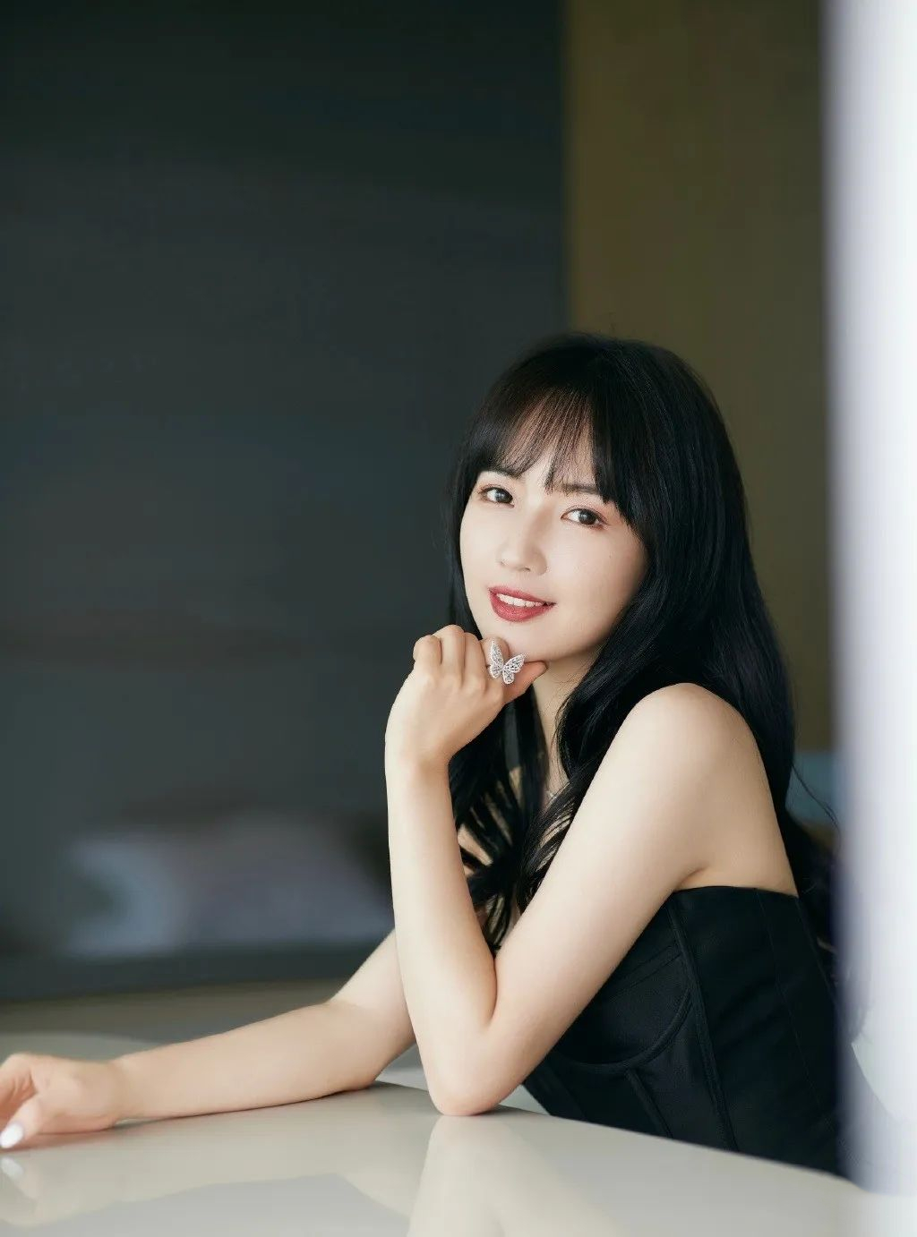 秦牛正威|秦牛正威，从素人到明星的逆袭之路