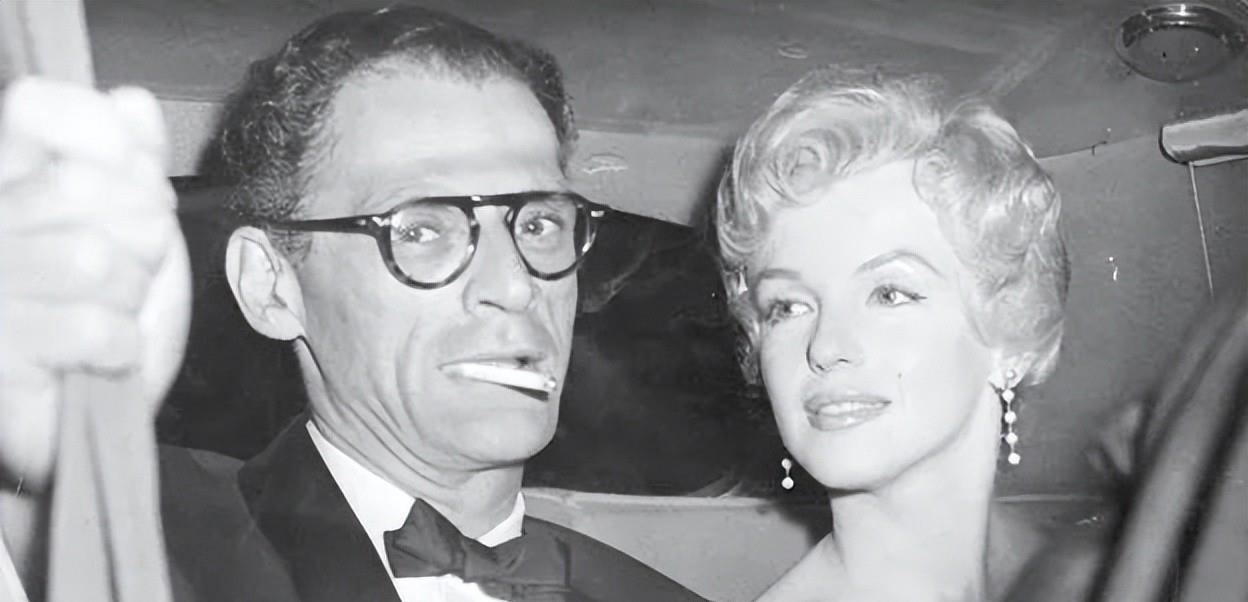 玛丽莲·梦露|460万美元！金·卡戴珊穿梦露标志性礼服，遭好莱坞名人怒批