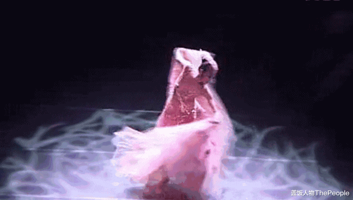 董明珠|名人圈那些意想不到的美女：董明珠学生照曝光，扎双马尾笑容太甜