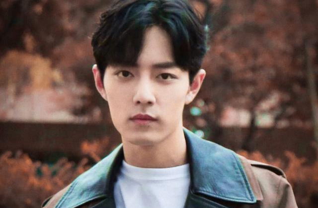 肖战|肖战作品登上《新加坡电视台》,话剧舞台也在路上,拭目以待