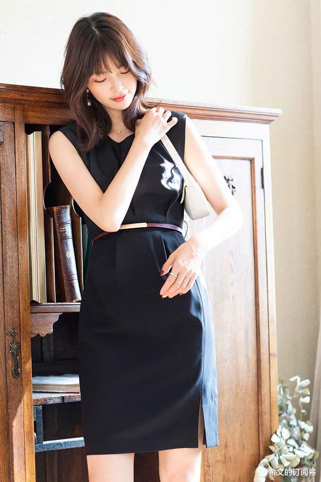 小姐姐|夏季如何穿得职业又不会闷热难受，高腰修身职业小黑裙