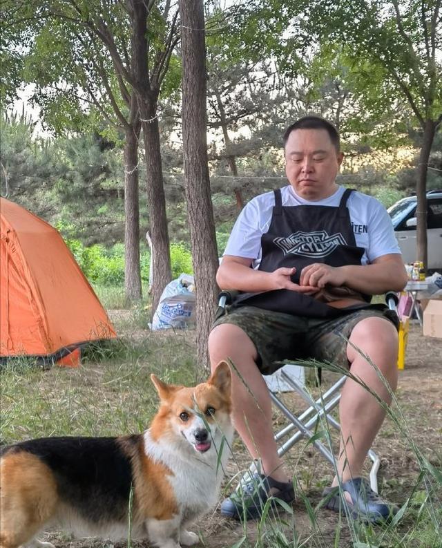 阎鹤祥|德云社阎鹤祥凌晨发文，讲述看电影的经历，评论区画风却集体跑偏