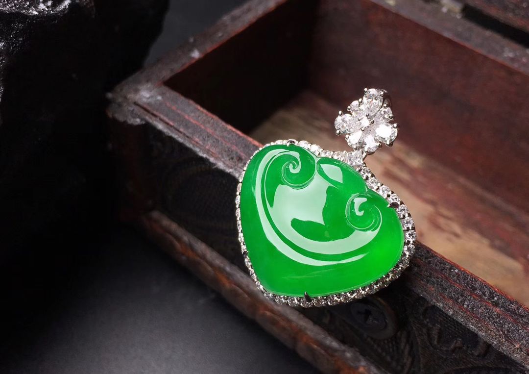 翡翠|翡翠“三分料,七分工”“料”在哪,“工”在哪里