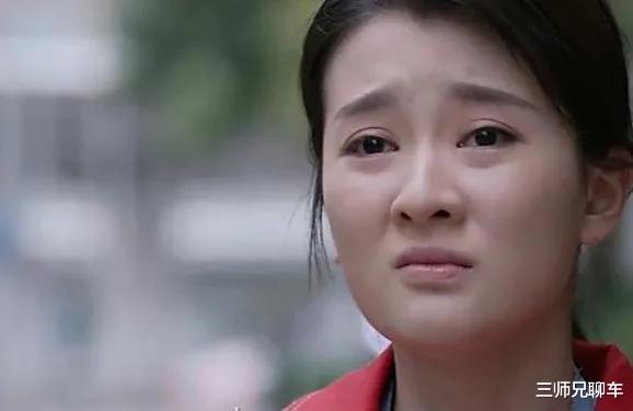 蒋欣|女星上镜“五大三粗”，个个身高超过1米65，蒋欣更是壮到离谱