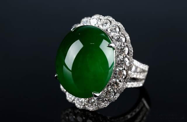 缅甸翡翠|什么是缅料和危料？带新手翠友们了解它们的本质区别！