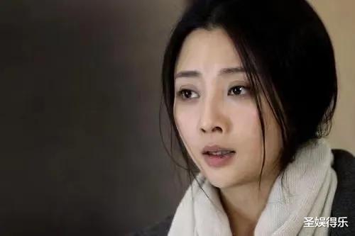 殷桃|背后5个男人，42岁的殷桃为何不结婚？看完她的经历就知道了