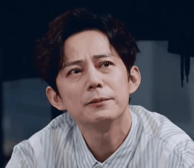 何炅|娱乐圈的人走茶凉，在48岁的何炅身上体现得“淋漓尽致”