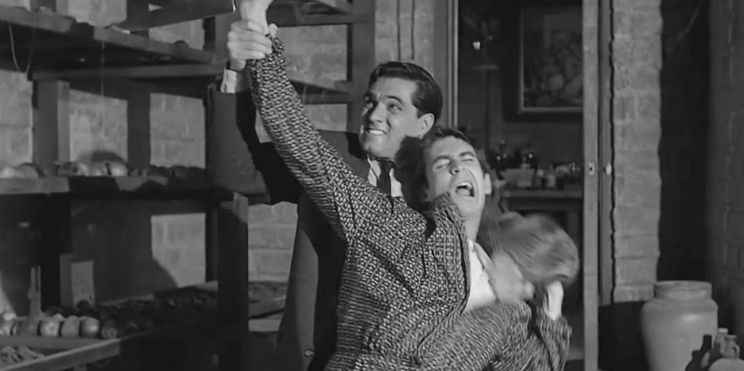 毛晓彤|希区柯克的《惊魂记》为什么伟大?因为他在不断地戏弄观众