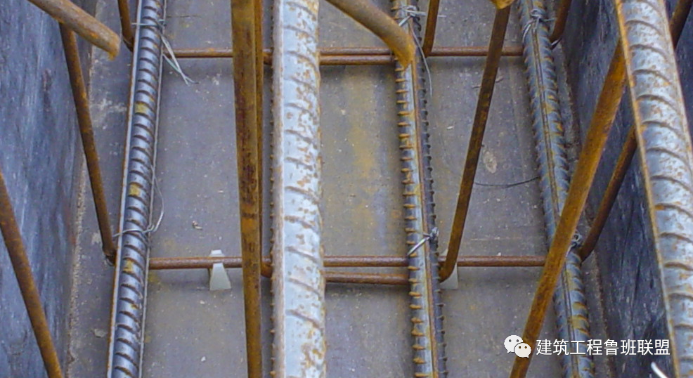 |“钢筋定位”的标准化做法,现场就是这么干!
