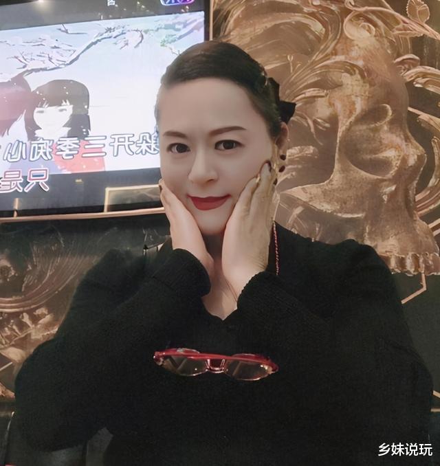 毛阿敏|打败韦唯毛阿敏,却被亲弟打成脑震荡,一代歌后沦落到做保姆