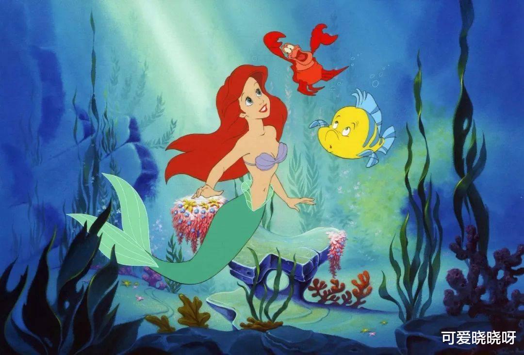 迪士尼|“打破一切标准”的《美女与野兽》，毁了谁的童年？