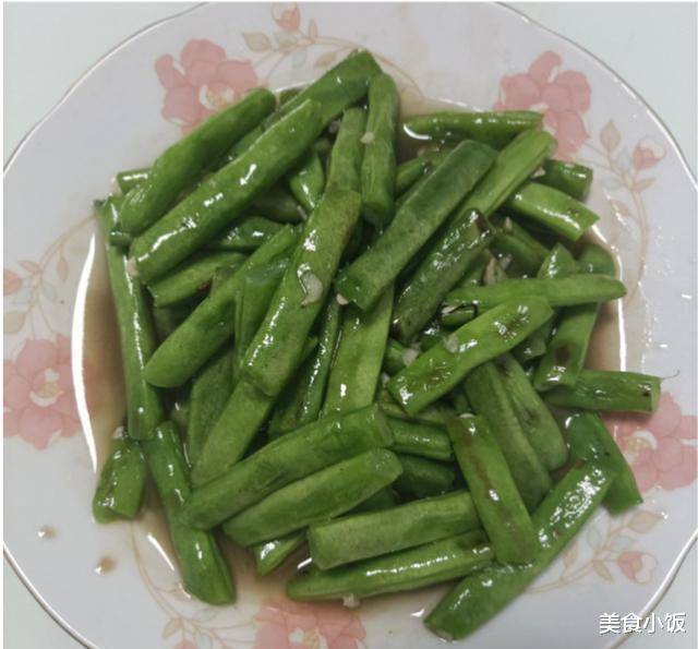 浙江一男子为全家人做饭,妻子却不愿吃,网友:换做我也不会吃的