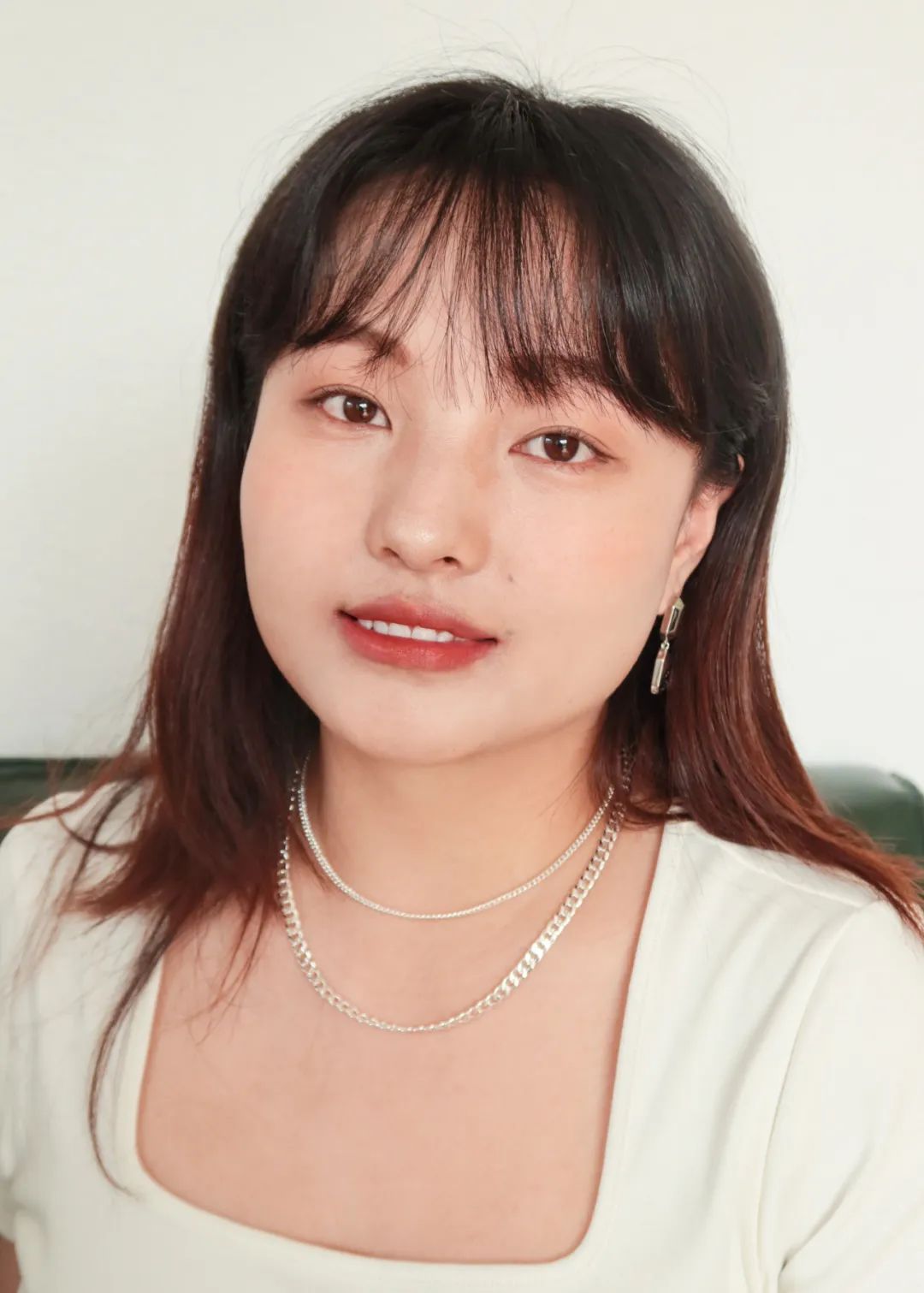 紧身牛仔裤 7支适合黄皮素颜的口红