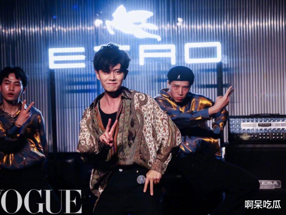 穿衣搭配|任嘉伦分享时尚穿搭，透露一年工作计划，正在筹备新歌！