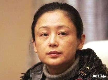 李嘉欣|年轻时艳压群芳，老了后却颜值翻车，这7位女星各有各的苦衷