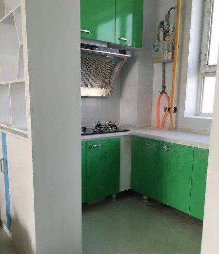 晒晒老公装修的新房,头一次见这么绿的柜子,朋友都赞成砸掉重装