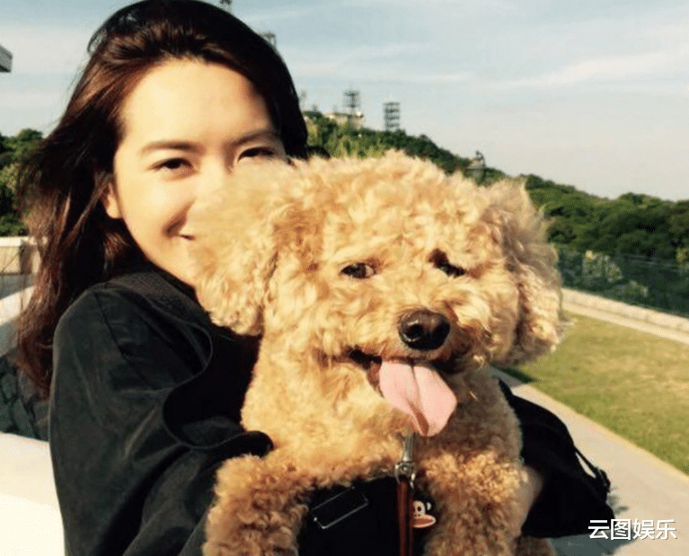 刘鸣炜|刘銮雄长子宣布再婚！小10岁女友出身平凡，不介意当3个孩子后妈