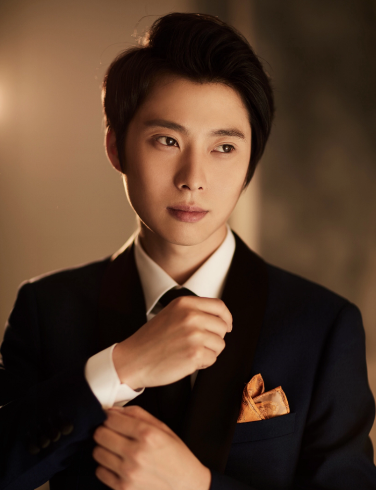 李成儒|李诚儒：离婚后让前妻住18平米房子，身家上亿不肯借钱给儿子买房