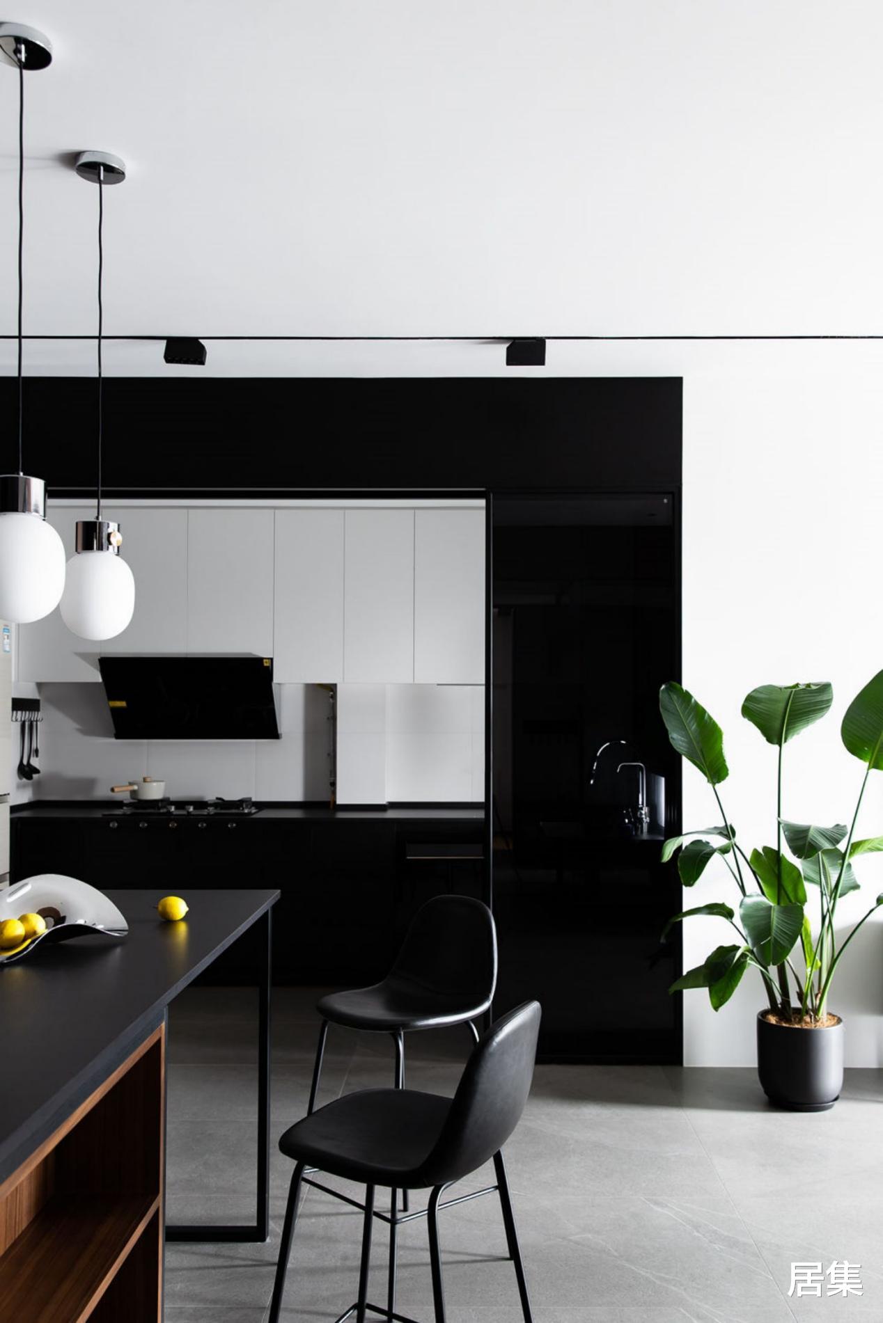 80㎡暗黑系列，实现自由和工业风的集合，享受独居人士的轻松