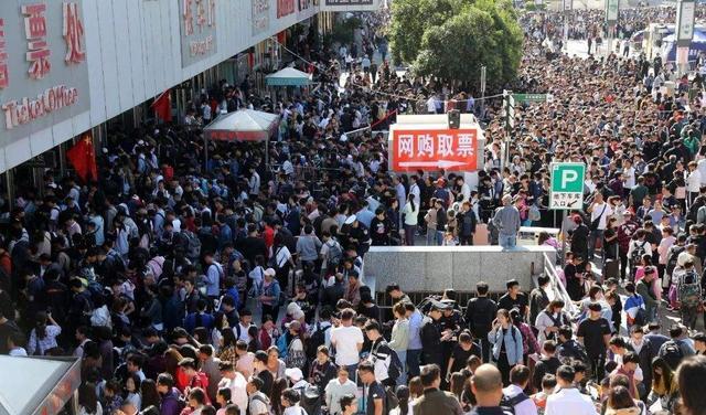 |富士康员工获赔1万元引争议，几万新员工又陆续返乡，算是良心企业