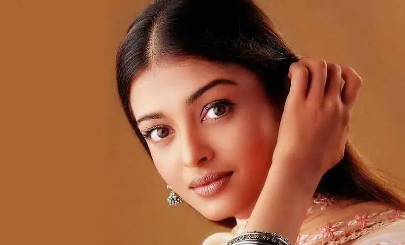 电影|3年过去，被评为“全球10大女神”的人今如何？有人拖欠房租被告