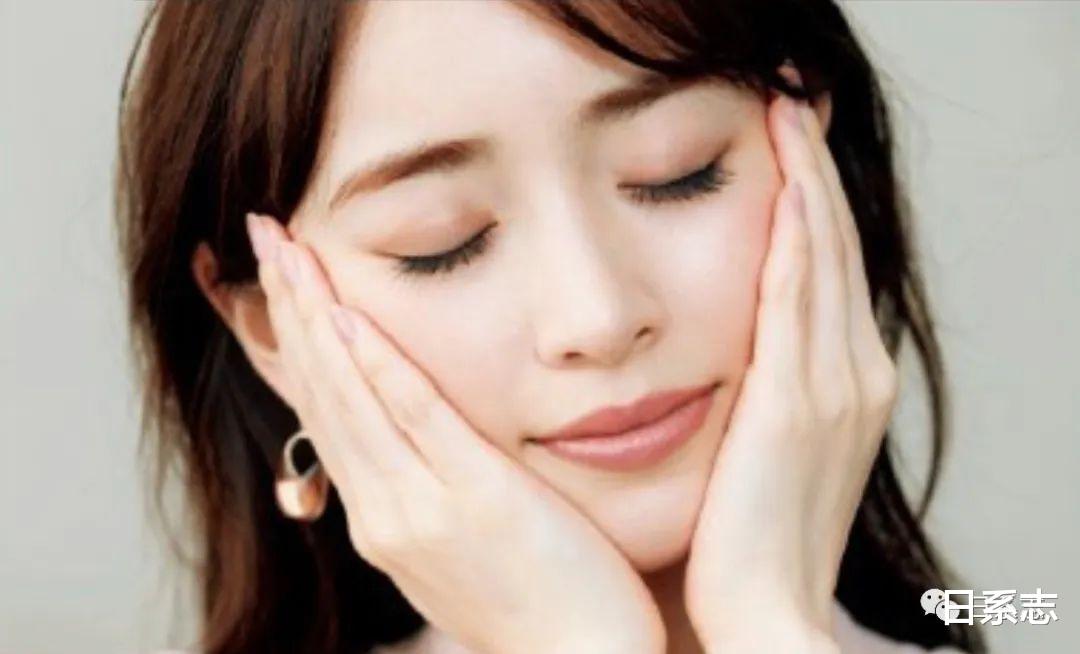秋冬皮肤变干、变敏感,怎么有效护肤和化妆?