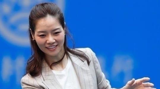 姜山|当记者声称中国网球因为有李娜的时候，李娜则说：我有幸拥有姜山