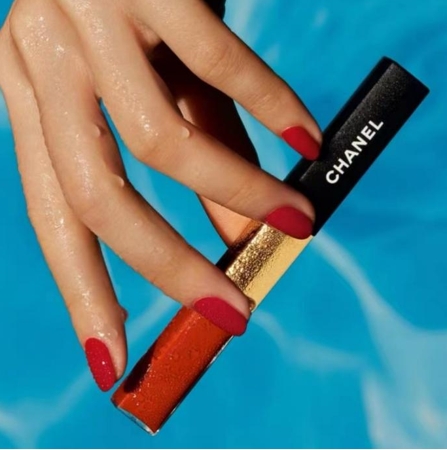 眉笔 拽姐来袭！混血妆容轻松打造