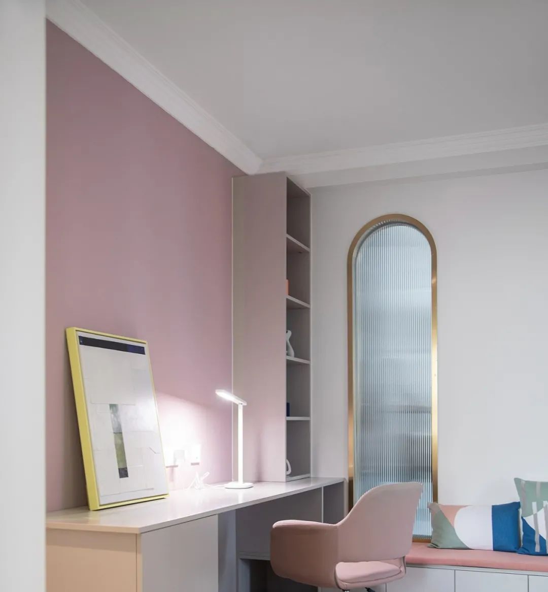 110平米3室2厅,动线逆袭+莫兰迪色+圆形元素,打造清新小家