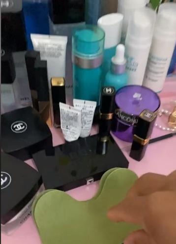 马尾辫 皮酱夫妇:全网女人都想嫁的男人,把妻子宠上天,被称为男德典范