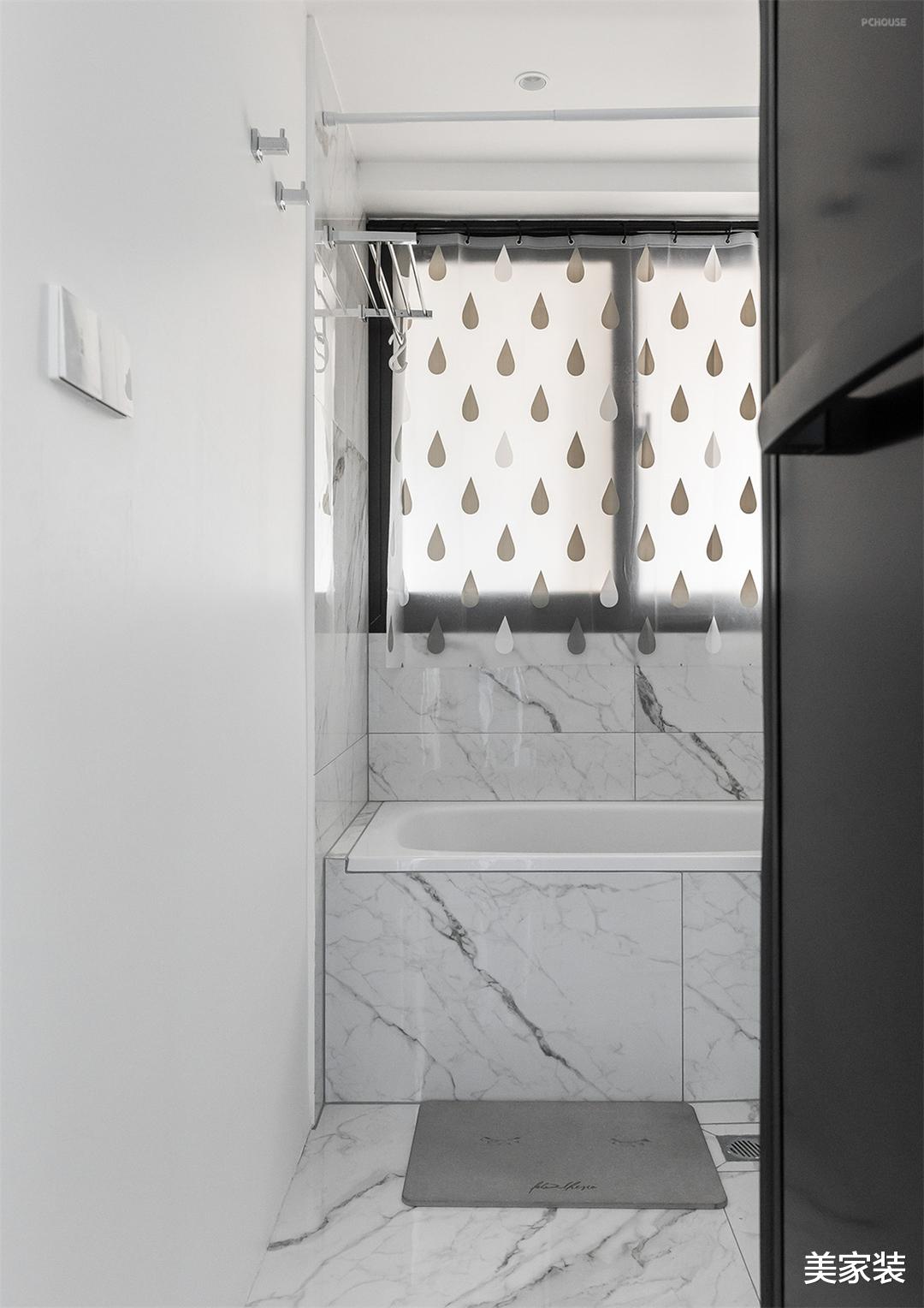 魔都自在一人居,一房改小两房,拥有独立衣帽间和私人咖啡吧