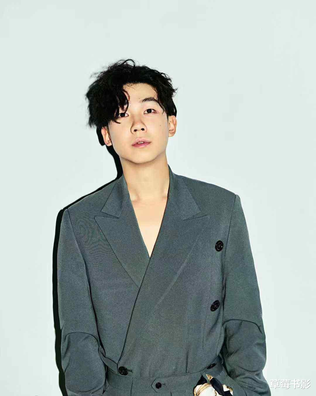 司藤|2022第一大瓜!这一对竟然偷偷结婚,瞒了我们这么久