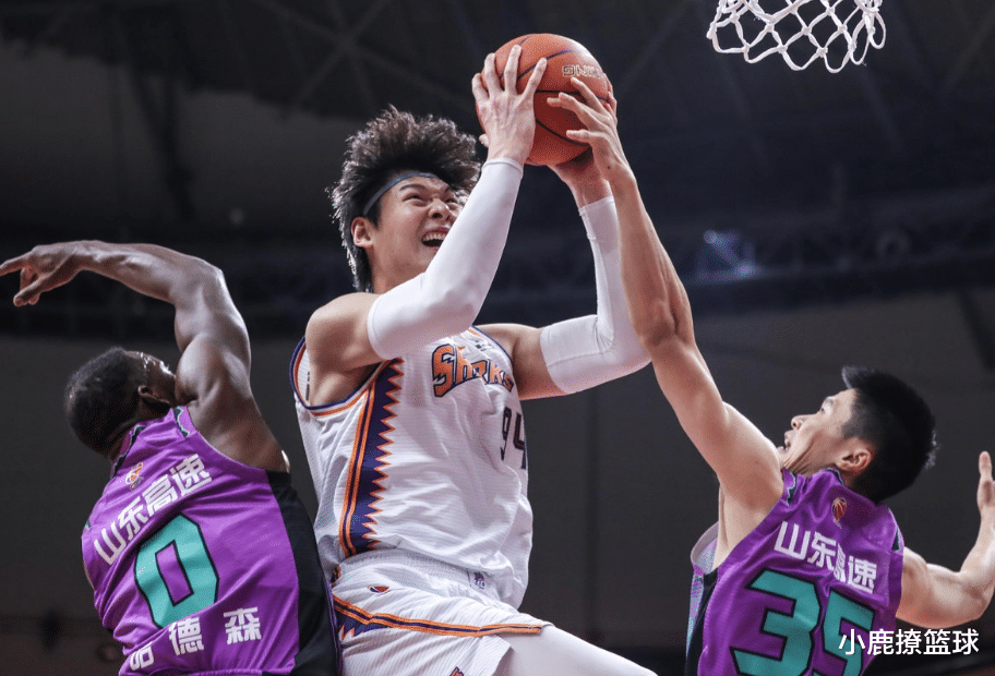 廣東男籃|CBA排名預(yù)測！八強(qiáng)已無懸念，兩隊(duì)被打回原形，廣東隊(duì)或重返前三