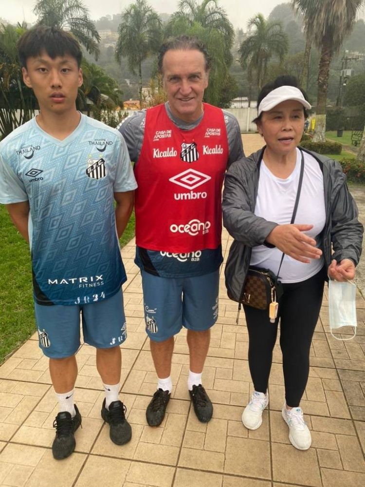 肖俊龙|巴甲球队已跟中国前锋解约，曾为他设置1亿违约金，如今分道扬镳