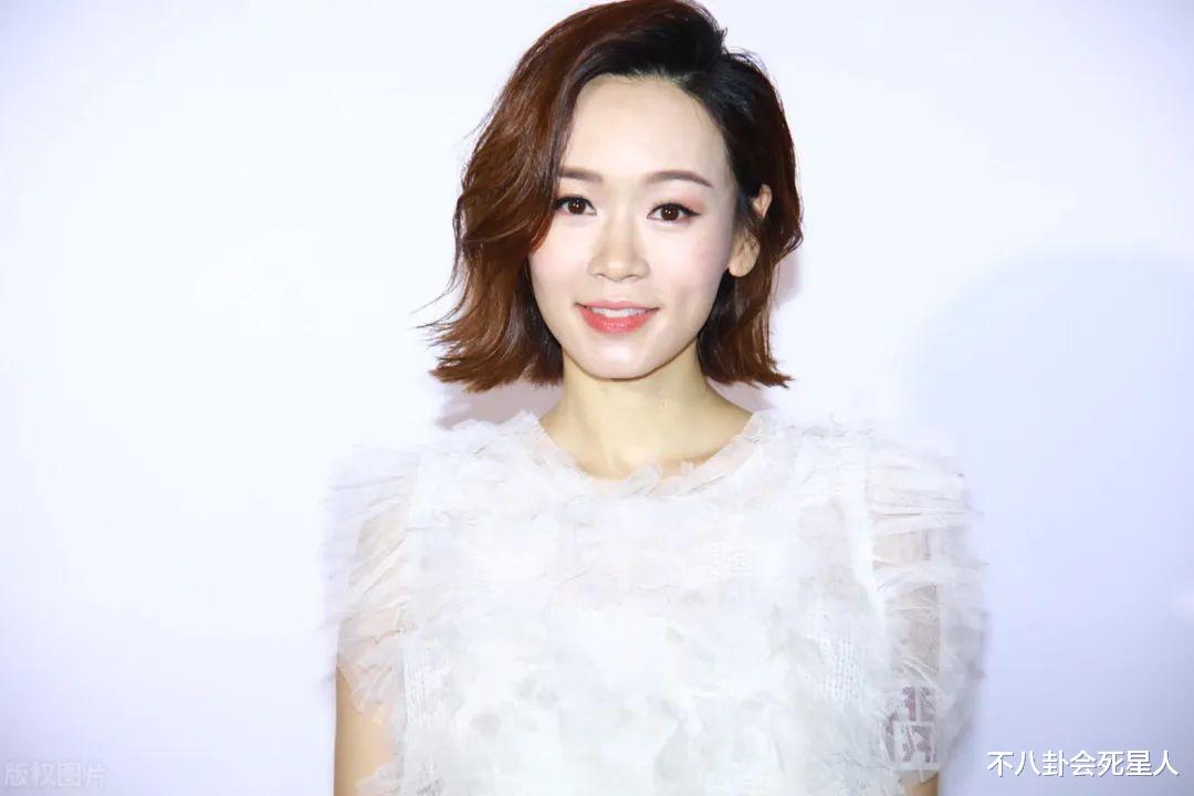 |又一批过气港星定居内地，渴望在内地买房，住二线城市当网红