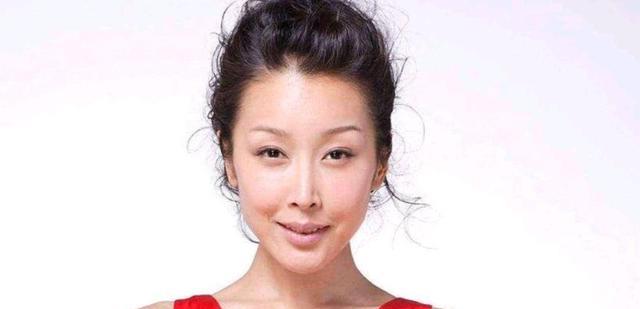 春晚|芒果台春晚，周深正能量歌唱生活，孙悦惊喜亮相联唱五首代表作