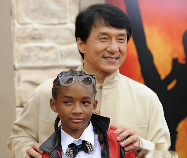 |“星二代”在同龄时,看起来有点像他们的父母