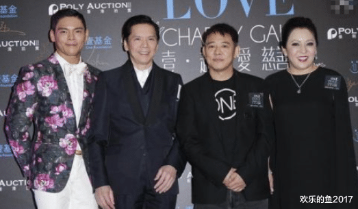 左小青|刘德华走投无路找向华强借4000万，陈岚开口5个字，让他记忆犹新