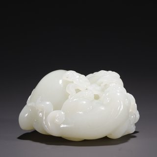 和田玉籽料|旧藏·和田玉籽料子母瑞兽雕件