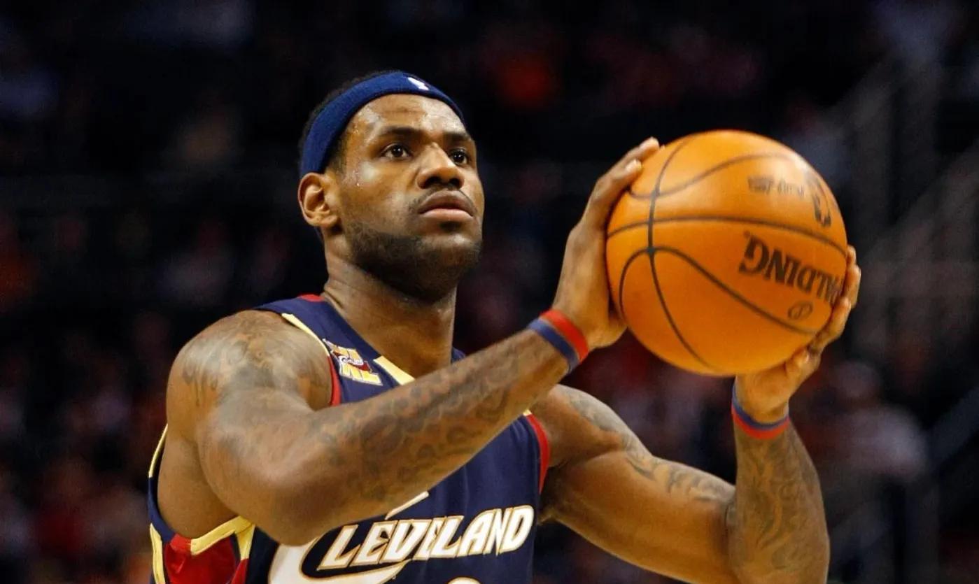 美媒评NBA30支球队队史最伟大的球员，哪些球员被高估了