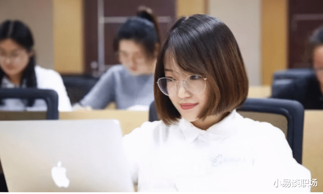 教师|“高质量女友”职业排名，前三名获家长认可，男生迫切想娶回家