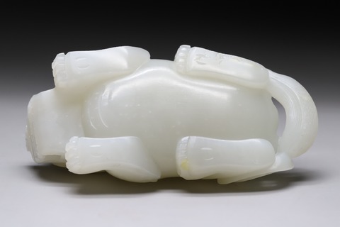 和田玉籽料|回流 舊藏和田玉籽料“ 瑞兽水盂”