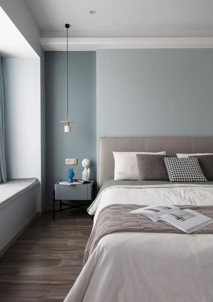 128平北欧风三居室 灰蓝色调+温润木质打造生活的柔和质感